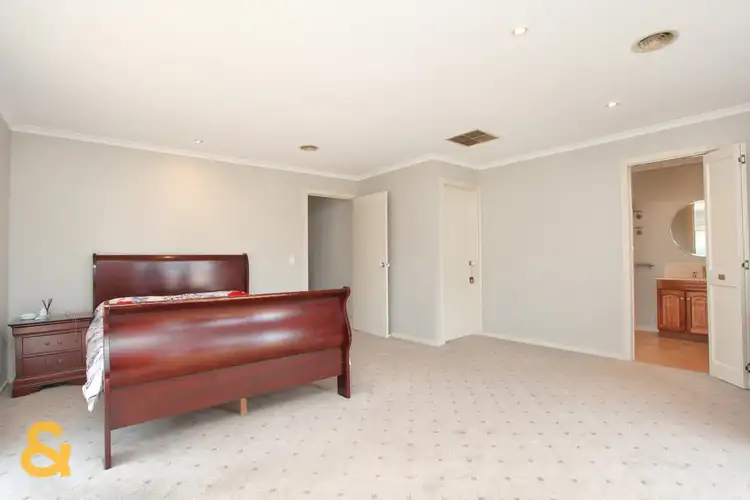 Sixth view of Homely house listing, 4 Molineux Way, Roxburgh Park VIC 3064