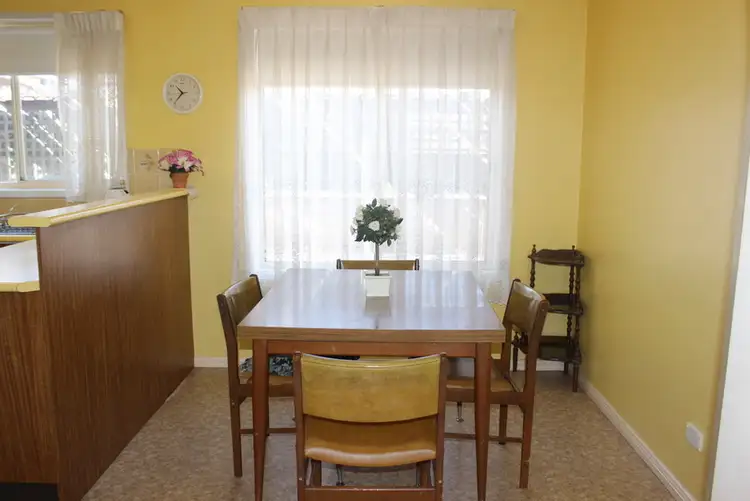Fourth view of Homely unit listing, 2/144 Baker Street, Temora NSW 2666