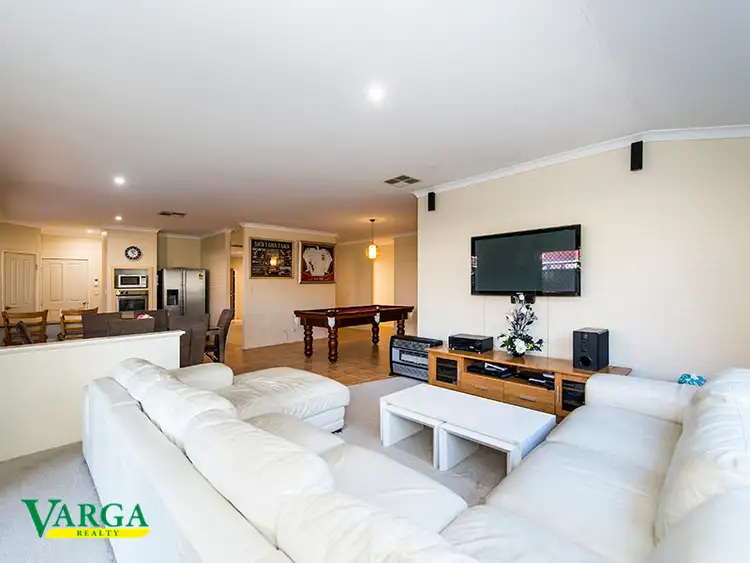 Seventh view of Homely house listing, 2 Bartlett Way, Canning Vale WA 6155