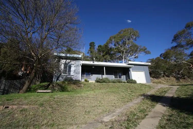 74 Hawkins St, Cooma NSW 2630