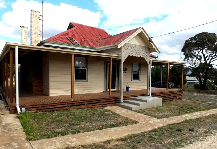 4 Beavis Lane, Avoca VIC 3467