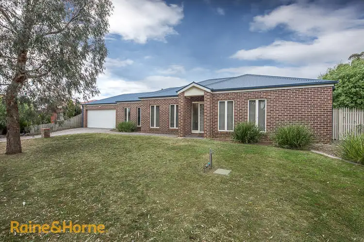 10 Hoya Place, Sunbury VIC 3429