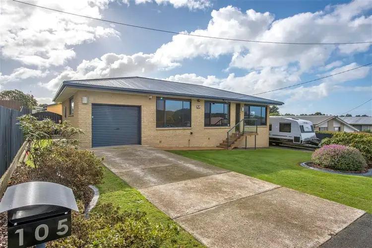 105 South Road, Penguin TAS 7316