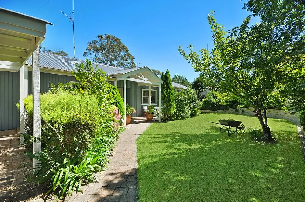 Main view of Homely house listing, 25 Jersey Avenue, Leura NSW 2780