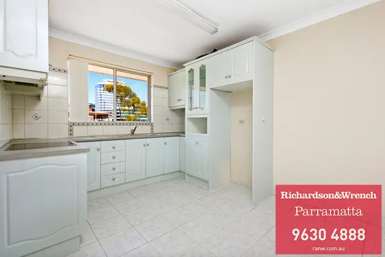 Main view of Homely unit listing, 17/10-14 Queens Avenue, Parramatta NSW 2150