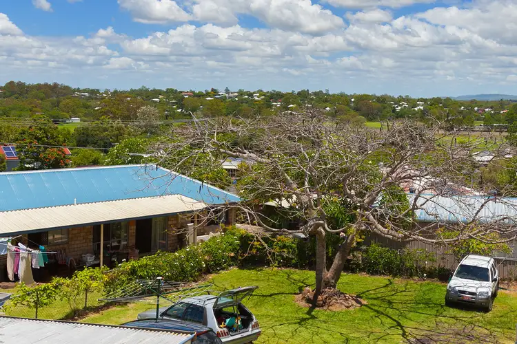 70 Downs Street, North Ipswich QLD 4305