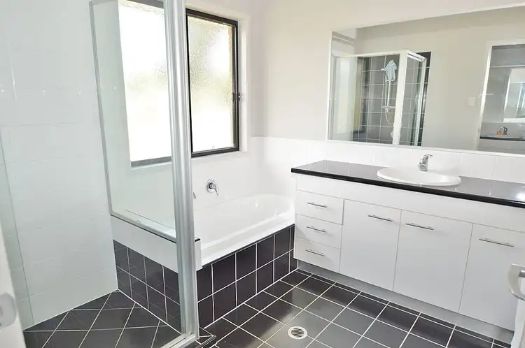 Seventh view of Homely house listing, 5 Newton Court, Kensington Grove QLD 4341