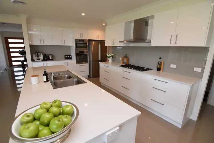 Main view of Homely house listing, 7 Byrne Close, Kelso NSW 2795