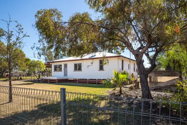 39 COLLEGE STREET, Wallumbilla QLD 4428