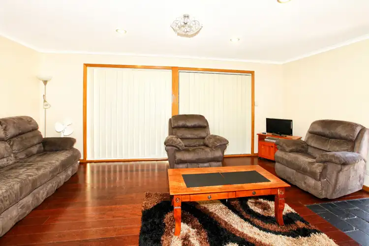 Seventh view of Homely house listing, 15 Reading Close, Roxburgh Park VIC 3064