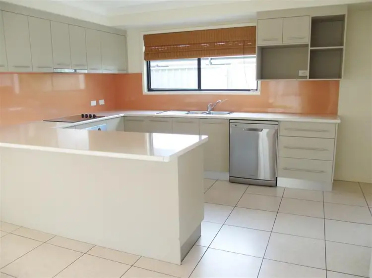 Second view of Homely house listing, 10/68 Moody St, Emerald QLD 4720
