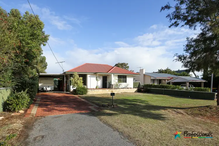 8 Maltarra Place, Nollamara WA 6061