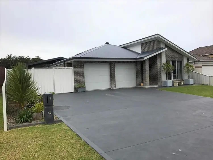 Third view of Homely house listing, 7 HOGBIN CRESCENT, Sanctuary Point NSW 2540