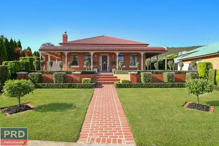 8 Spring Rise, West Albury NSW 2640