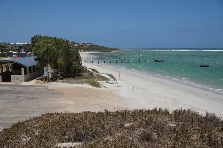 Seventh view of Homely house listing, 4 / 6 GLANCE COVE, Horrocks WA 6535