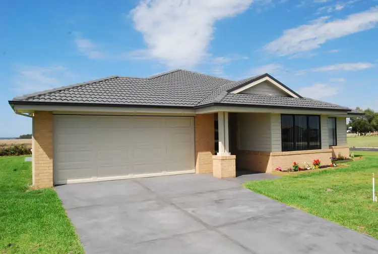 12 CROWN RIDGE AVENUE, Newlands Arm VIC 3875