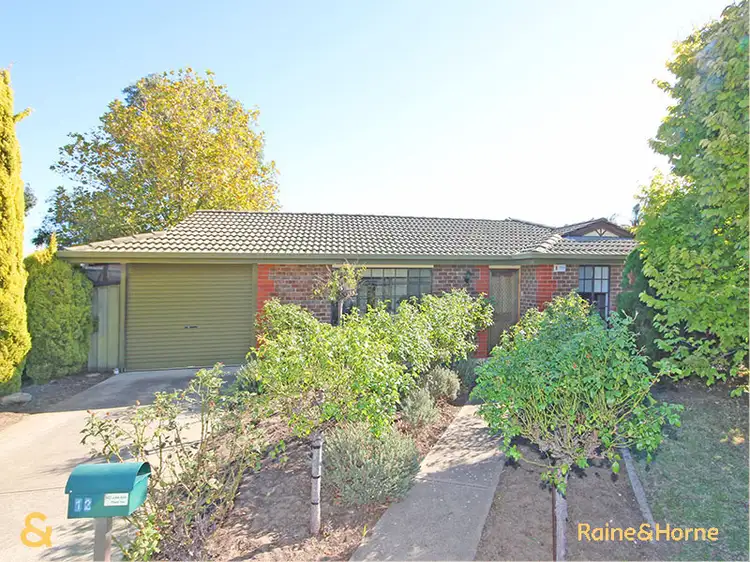 12 Warburton Drive, Woodcroft SA 5162