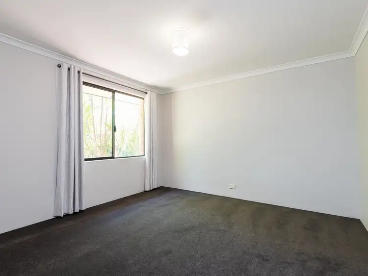 Sixth view of Homely house listing, 6 Kurnalpi Turn, Wanneroo WA 6065