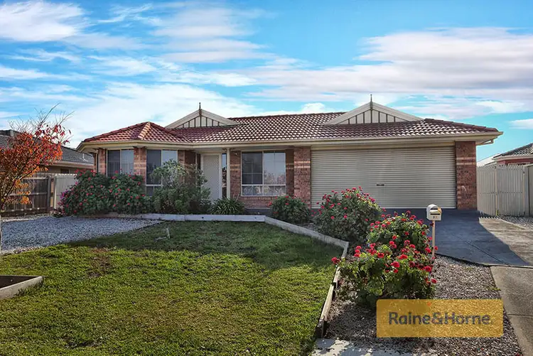 21 Glenfield Avenue, Melton West VIC 3337