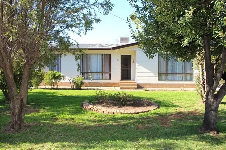 25 Henry Street, Yenda NSW 2681