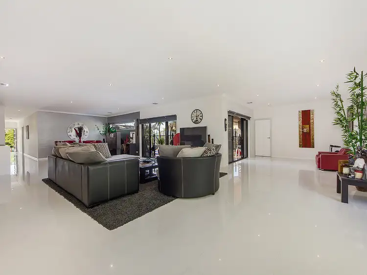 Sixth view of Homely house listing, 30 Paringa Way, Burnside VIC 3023