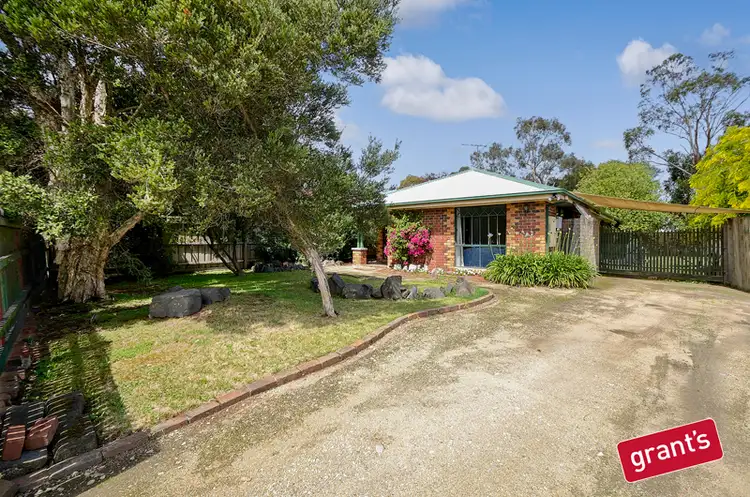 7 Gibb Court, Pakenham VIC 3810