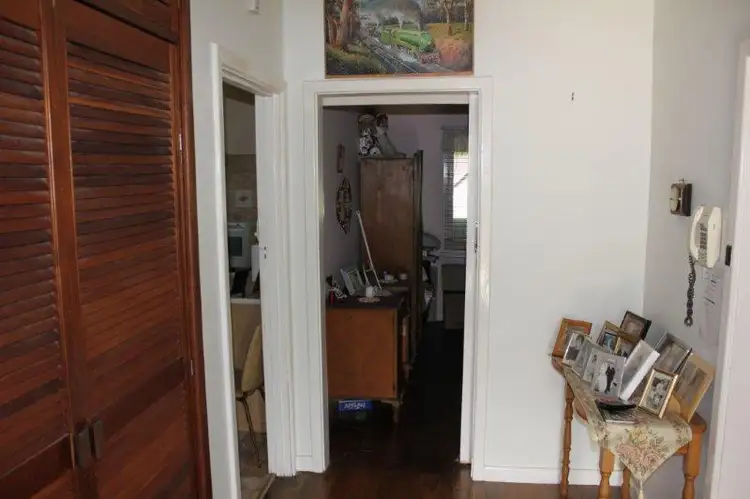 Fourth view of Homely house listing, 10 Farrar Parade, Merredin WA 6415