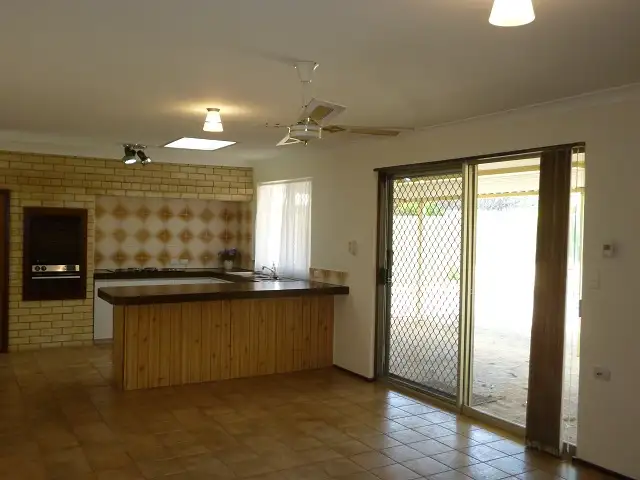 Sixth view of Homely house listing, 30 Jacqueline Drive, Thornlie WA 6108