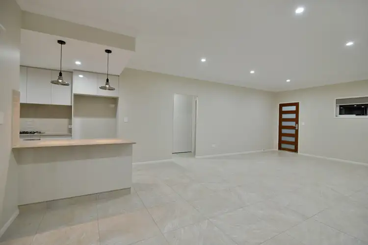 Second view of Homely unit listing, 32/565 Hume Street, Kearneys Spring QLD 4350