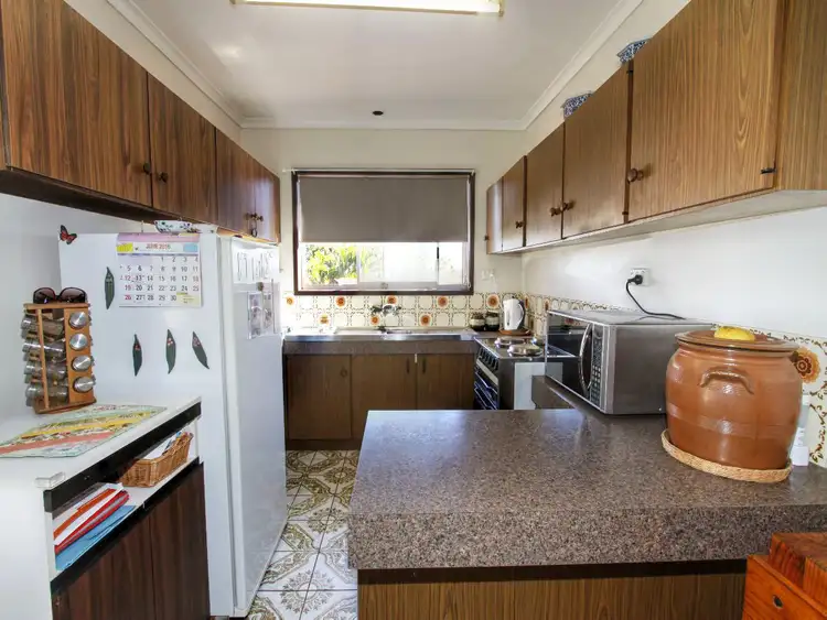 Fifth view of Homely house listing, 9 Kurrajong Cresent, Point Vernon QLD 4655