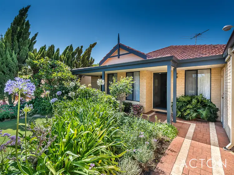 6 Cherub Way, Currambine WA 6028