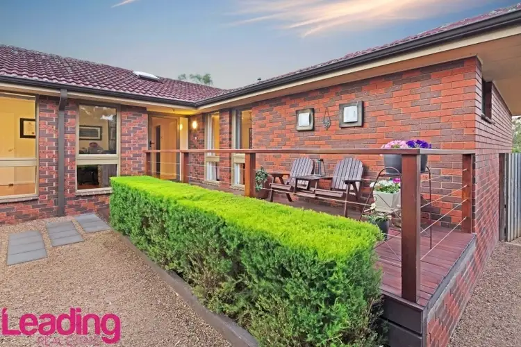 Second view of Homely house listing, 2 Parkes Court, Sunbury VIC 3429
