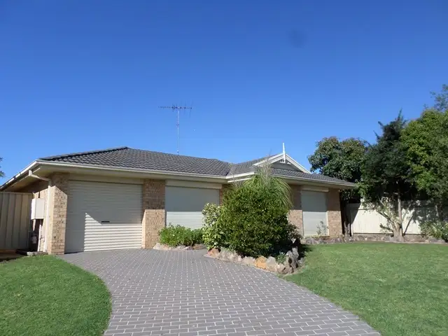 12 Winston Place