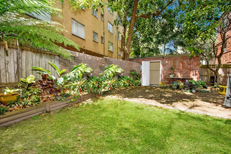 Fifth view of Homely apartment listing, 4/8 Warners Avenue, North Bondi NSW 2026