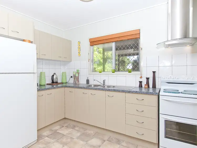 Second view of Homely house listing, 4 Lapwing Street, Bongaree QLD 4507