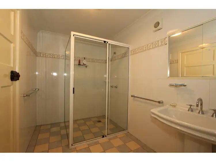 Seventh view of Homely house listing, 284 William Street, Bathurst NSW 2795