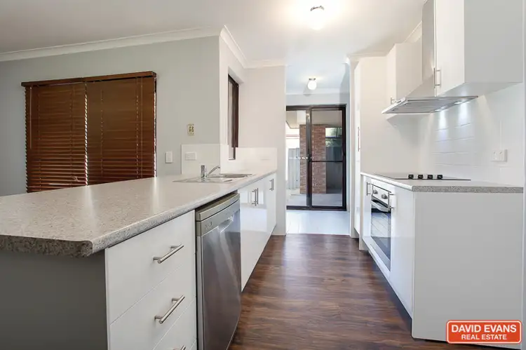 14 Kerswell Way, Warnbro WA 6169