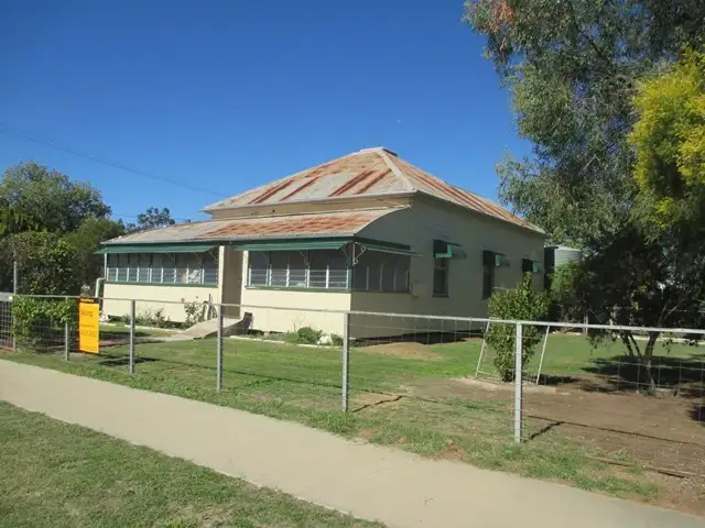 18 MCDOWALL STREET, Roma QLD 4455