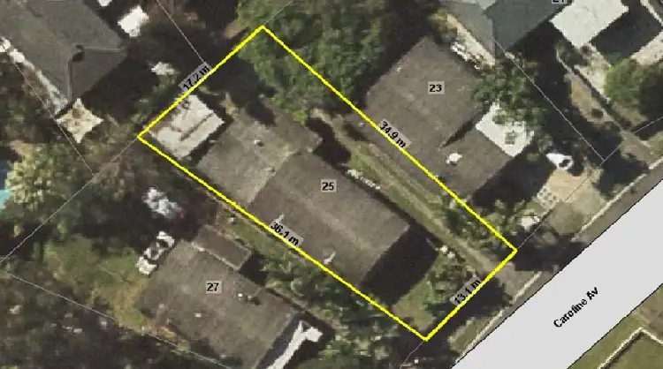 25 Caroline Avenue, Southport QLD 4215