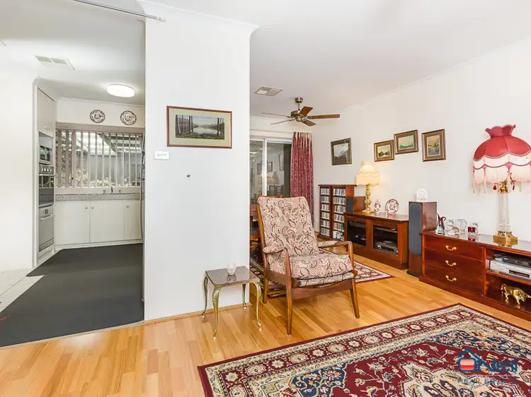 Fifth view of Homely unit listing, Unit 4 / 196 Cammillo Road, Kelmscott WA 6111