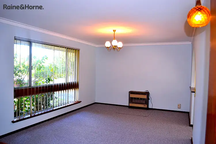 10 Phylma Street, Armadale WA 6112