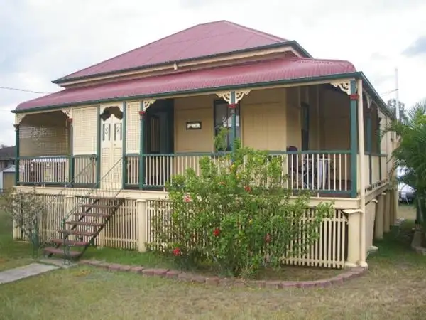 10 Brisbane Road, Redbank QLD 4301