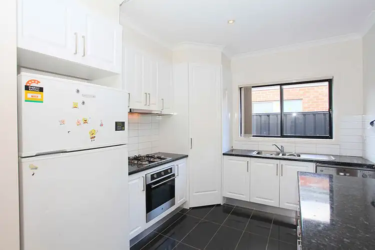 Fifth view of Homely house listing, 26 Oakgrove Drive, Craigieburn VIC 3064