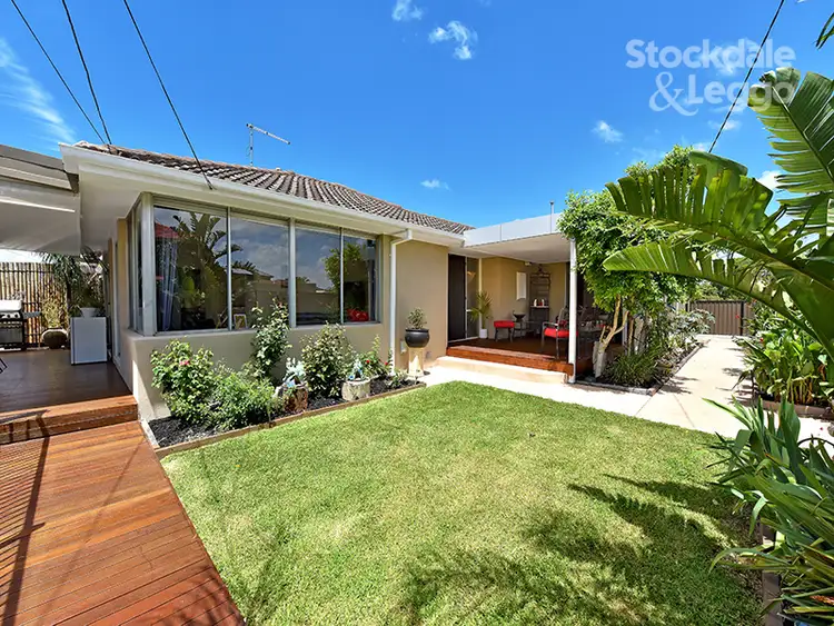 80 South Circular Road, Gladstone Park VIC 3043