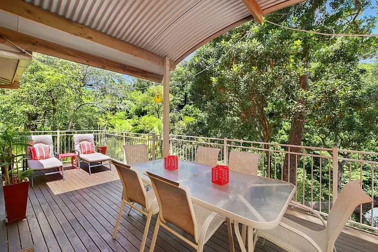 16 Plantation Place, Avoca Beach NSW 2251