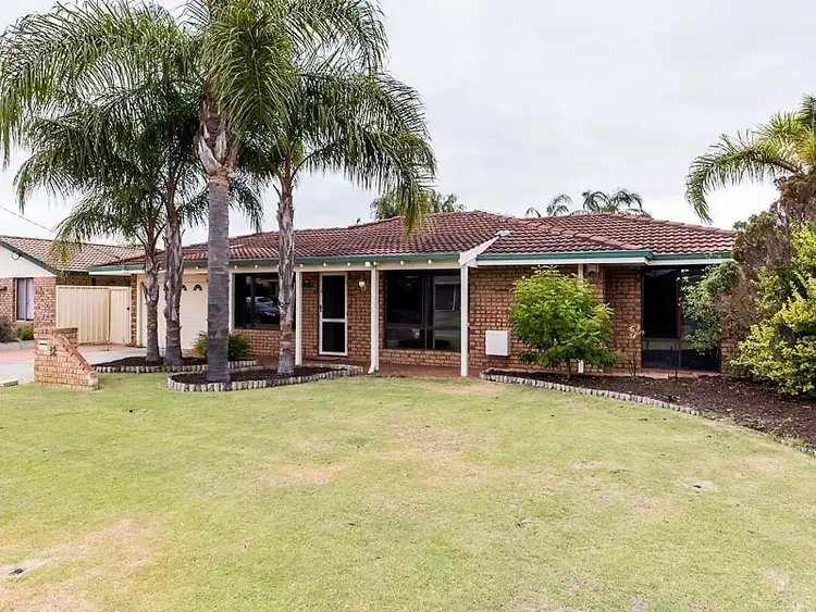 12 Salisbury Road, Beechboro WA 6063