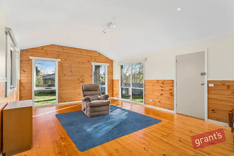 Fifth view of Homely house listing, 19 Pimmys Court, Skye VIC 3977