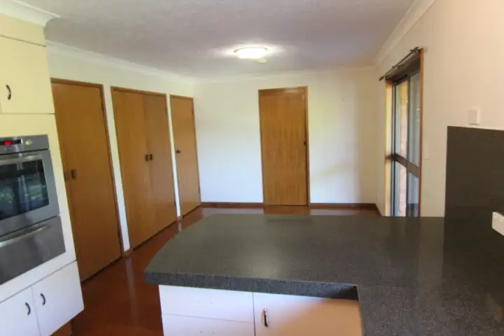 Seventh view of Homely house listing, 4 Kula Close, Benowa QLD 4217