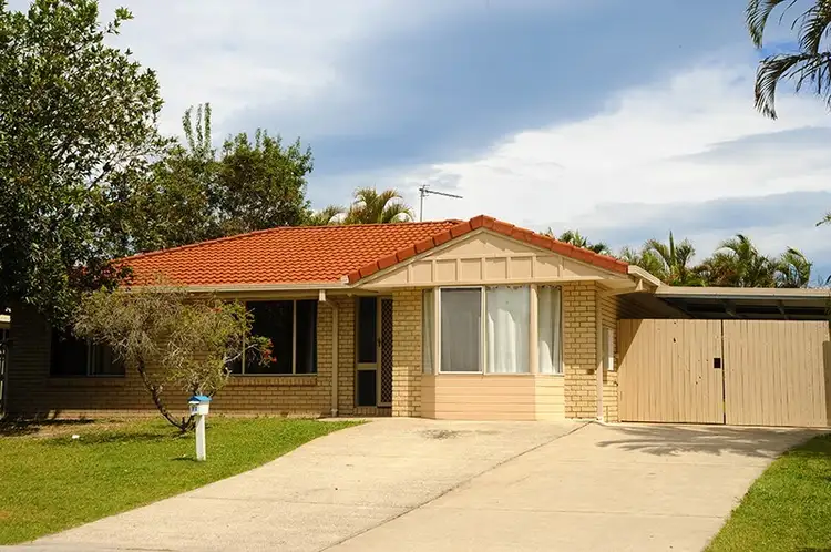 16 Bluegum Street, Landsborough QLD 4550