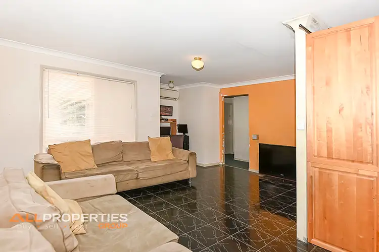 Second view of Homely house listing, 17 Burdekin Court, Hillcrest QLD 4118